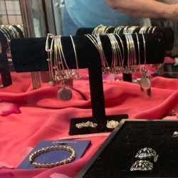 Bracelets & Charms Bracelets & Charms