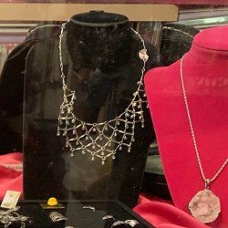 Pendants Pendants