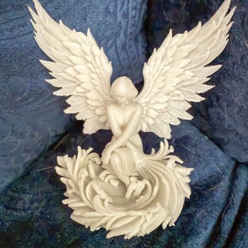 Sitting Angel in Nest Small Sitting Angel in Nest Small