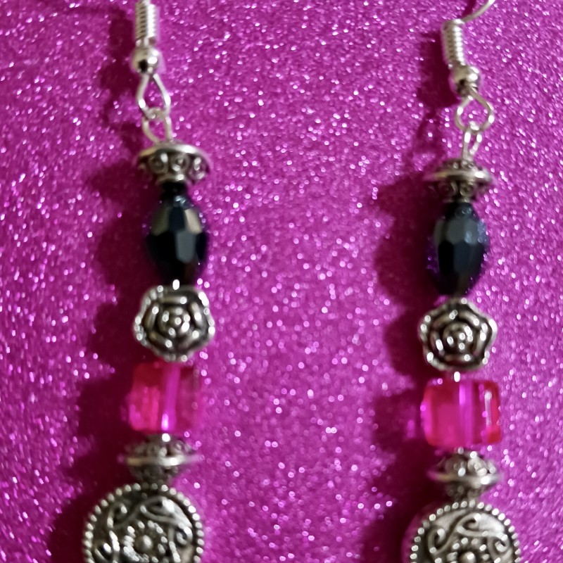 Pink and Black Flower Earrings Pink and Black Flower Earrings