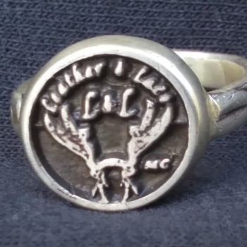 L&L Round Angels Signet Ring L&L Round Angels Signet Ring