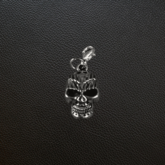 925 Sterling Silver & Gold Charm Smiling Skull 925 Sterling Silver & Gold Charm Smiling Skull