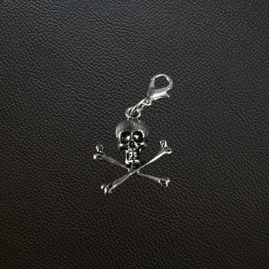 925 Sterling Silver Charm Skull & Crossbones 925 Sterling Silver Charm Skull & Crossbones