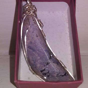 Pendant Bertrandite Purple Pendant Bertrandite Purple